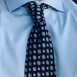 BARNEY'S NEW YORK 100% SILK TIE - Great Condition